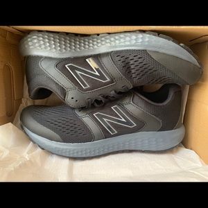 Men’s New Balance running shoes